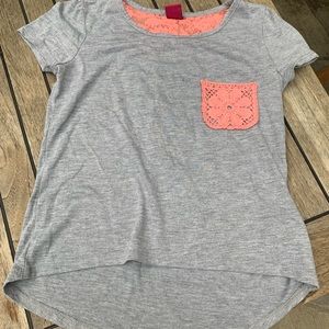 Bundle of Two Girls’ Tops
